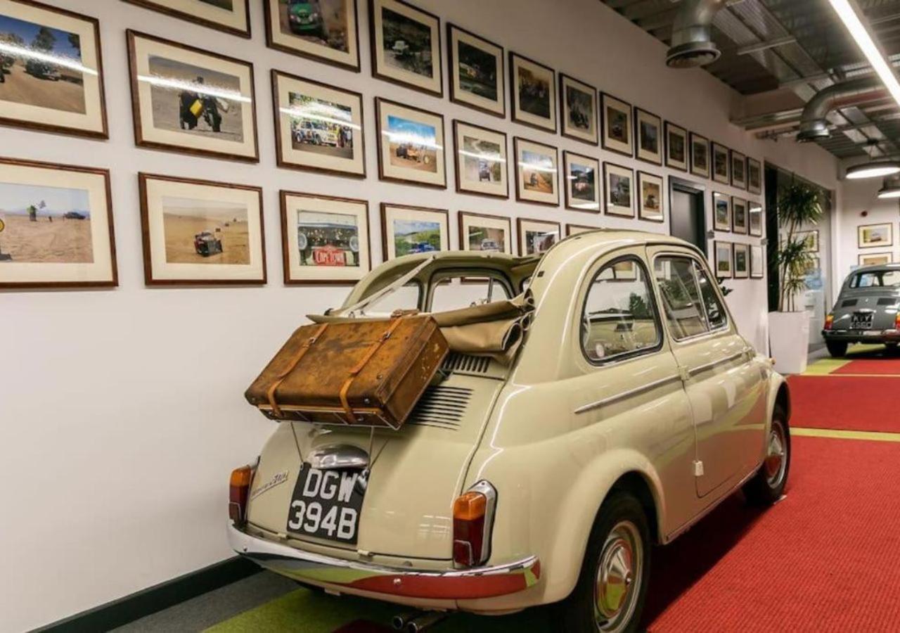 Betts At Bicester Heritage Ngoại thất bức ảnh